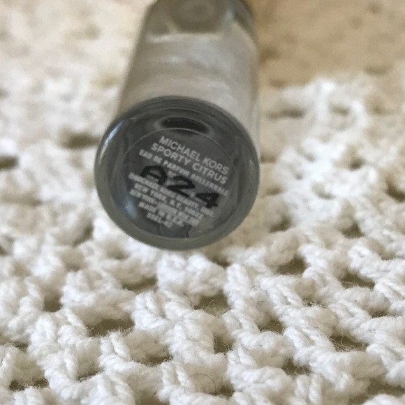 NEW Michael Kors Sporty Citrus Rollerball And Lip - Picture 4 of 5